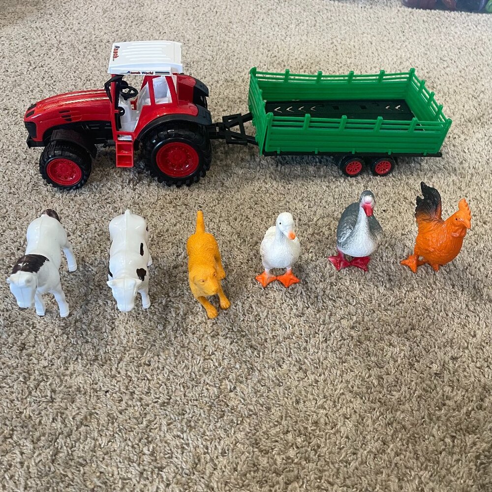 Tractor and Trailer With Farm Animals Toys Horse Cow Dog Duck Geese Chicken